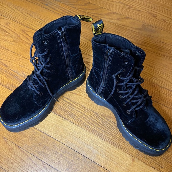 Dr. Martens Velour Jadons! - Picture 7 of 10